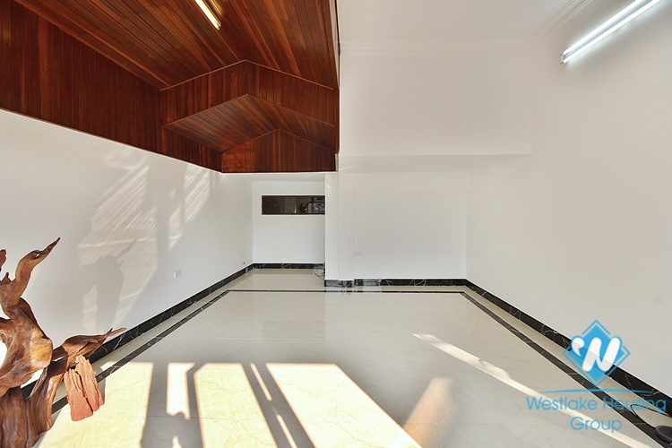 Renovated 4 beds house with lake view for rent in Tu Hoa area, Tay Ho
